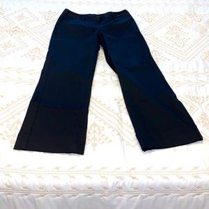 Pre loved stretchy capri pants size 0.